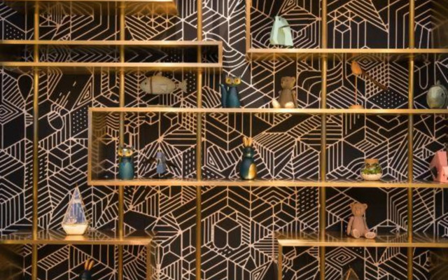 Wanhe Zhizhen Hotel (Shanghai Sun Moonlight Dapuqiao Subway Station)