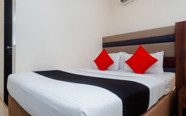 Capital O 29704 Regal International