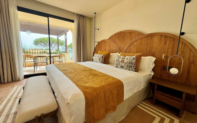 Punta Bermeja Premium Beach Hotel