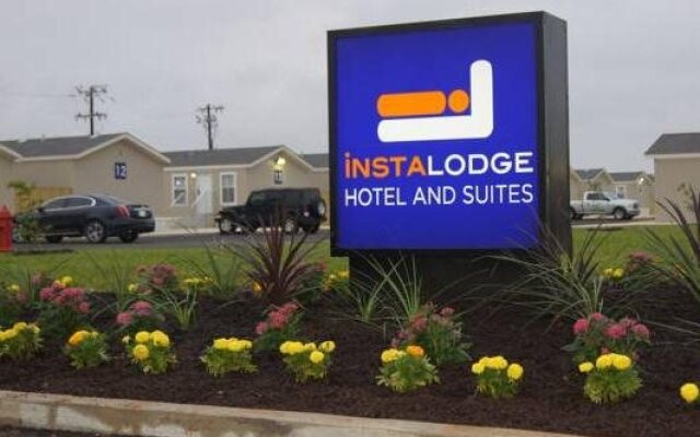 InstaLodge Hotel and Suites Cotulla