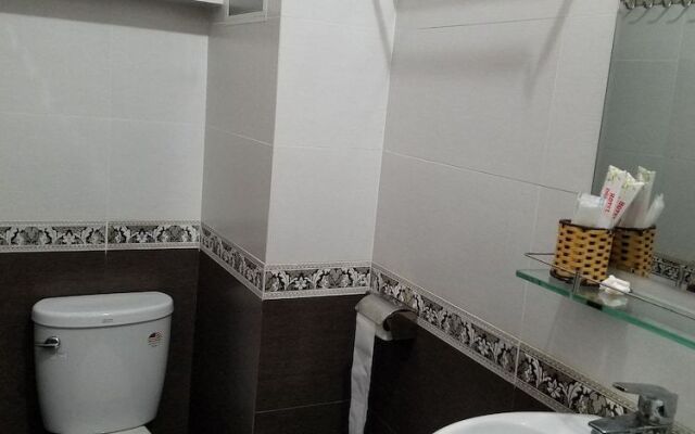 AHA Dinh Dinh Hotel