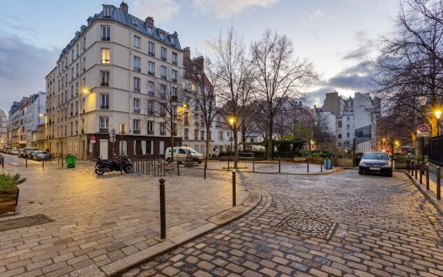 Bright and Spacious Apartment Near Bastille