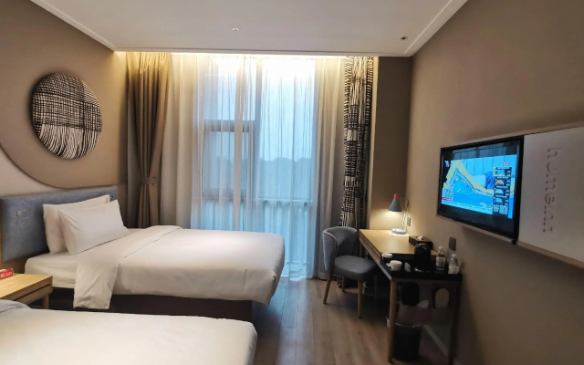 Homeinn Plus (Suzhou Fenhu Luxin Avenue) – Guest Rooms – Suzhou