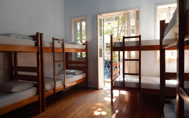 Cafofo Hostel - Albergue