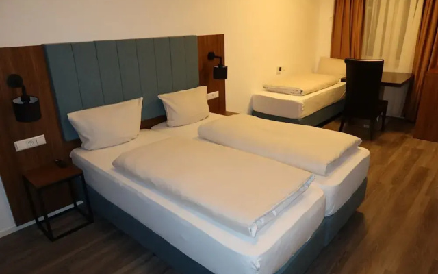 Lillys Hotel München-Unterschleißheim