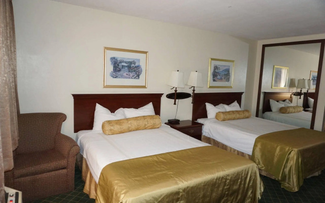 Portside Inn & Suites