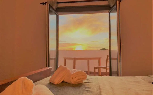 Superb Villa in Baleal w/ Patio, parking & 5 BRs