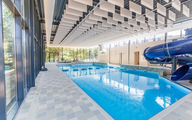 Luxurious Home with Whirlpool, 4km From Maastricht