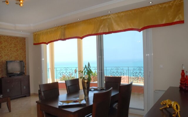 Romanza Villa
