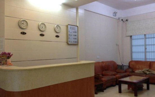 Riyuehe Hostel