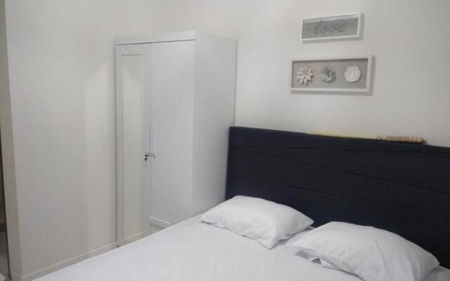 Vida View Apartement, Tower Asthon Unit 20 P