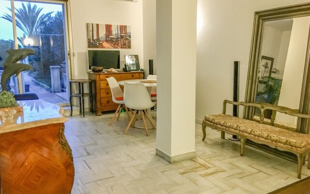 Authentic and beautiful one bedroom apartment with sea views