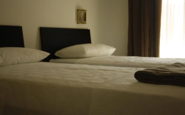 Aparthotel Por do Sol