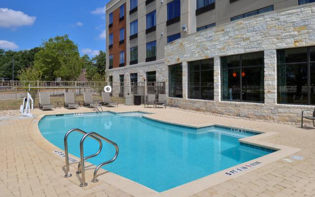Holiday Inn Express & Suites Austin South by IHG