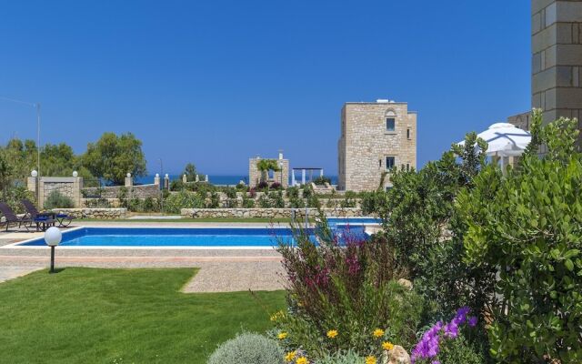 Azure Villa in Platanias