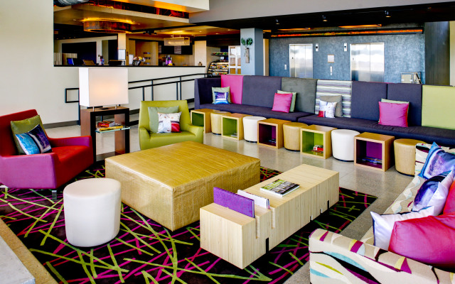 Aloft Leawood-Overland Park