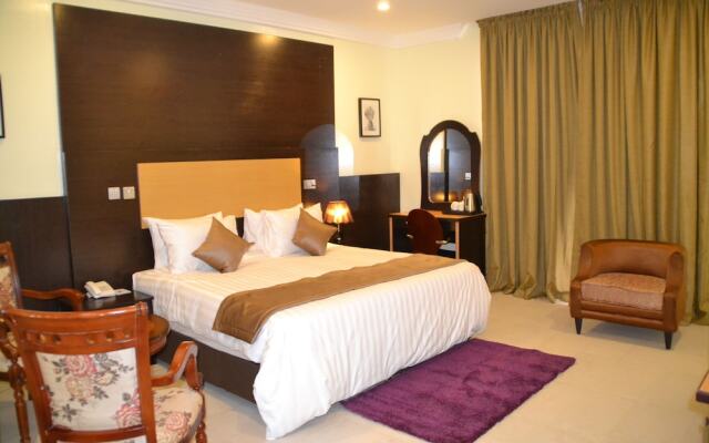 Warri Wetland Hotel