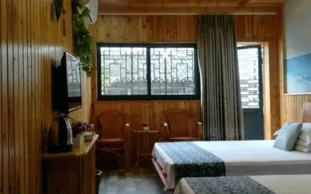 Dongxu Waterfront Hostel