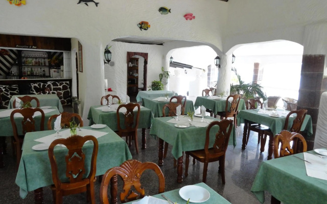 Lazare Picault Hotel