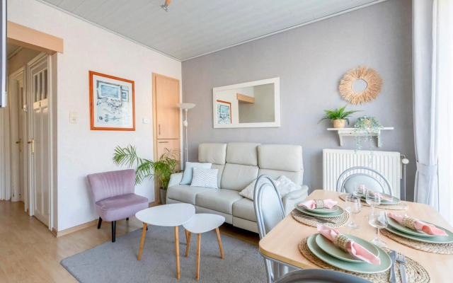 Cosy apartment 150m from the beach