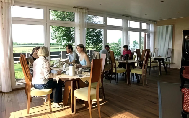 Hotel Nige Hus