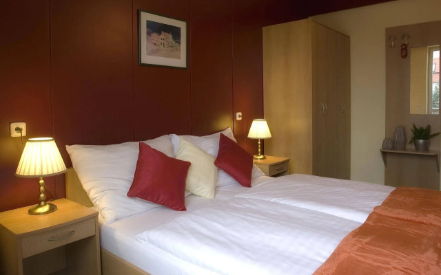 Hotel Pavilon