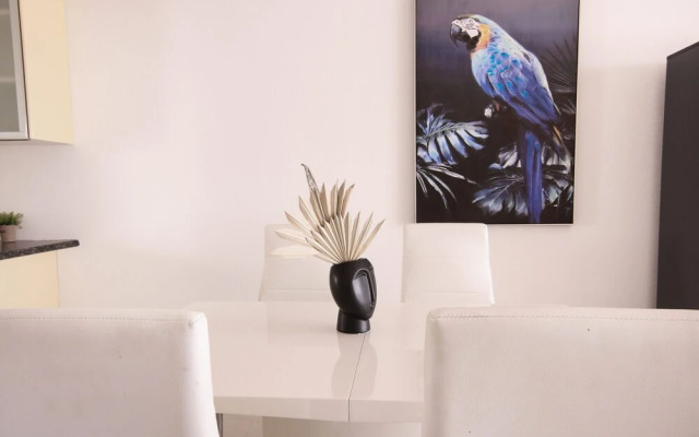 Phaedrus Living Beachfront Villa Morona