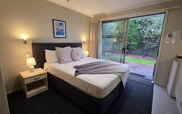 Tower Junction Motor Lodge – Guest Rooms – Christchurch