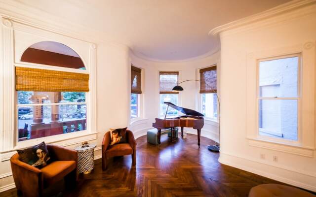 Swann House Historic Dupont Circle Inn