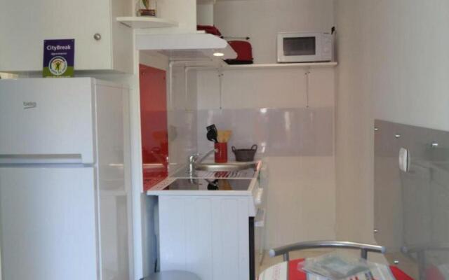Gîte Roanne, 2 pièces, 2 personnes - FR-1-496-237