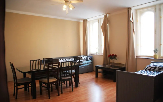 True Old Town Square Apartments