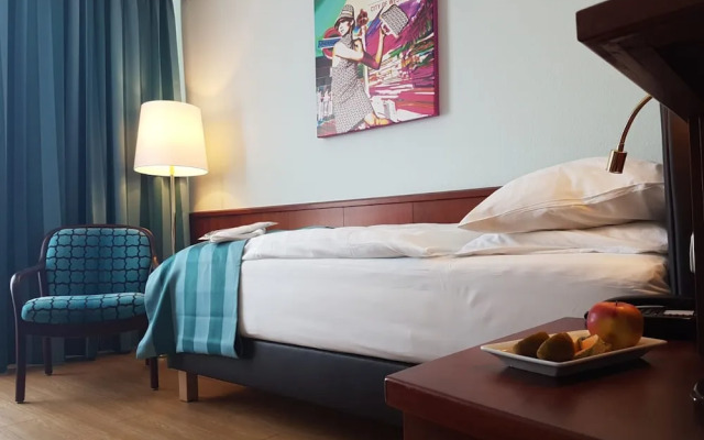 Leine Hotel