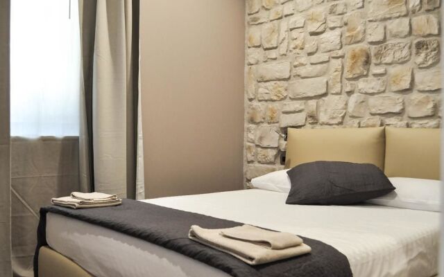 Olivia Rooms Eurialo