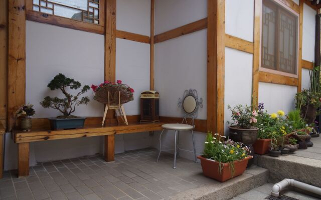 Dowonjeong Healing House