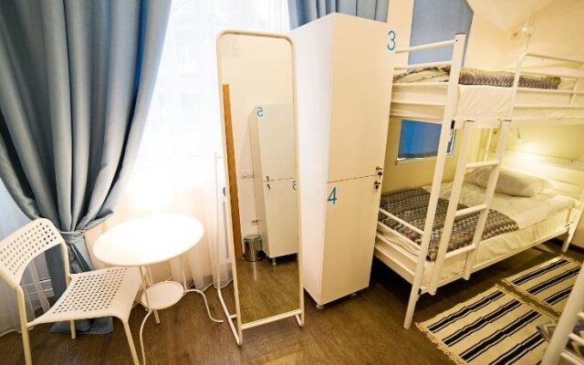 Parus Hostel