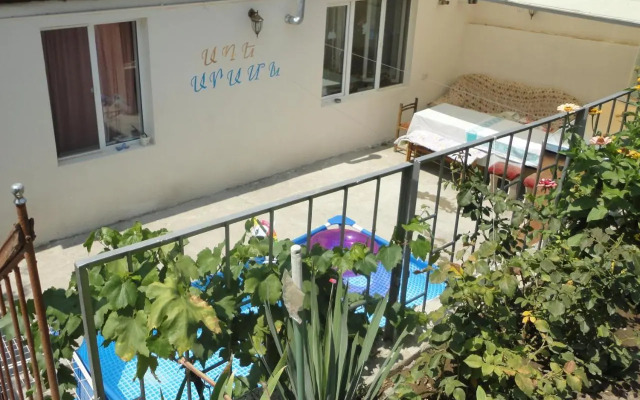 Like Home Guesthouse