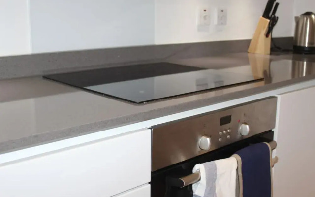 Stratford Luxury Apartment