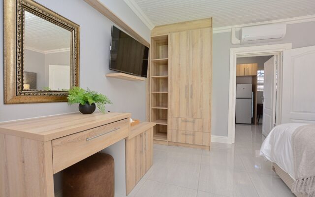 The Blue Sapphire Guesthouse