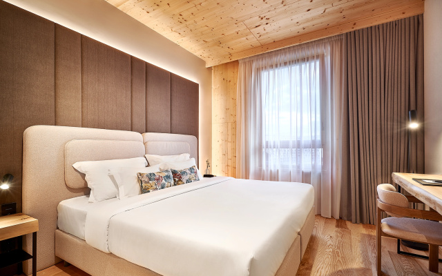The Log Porto Hotel by Piamonte Hotels