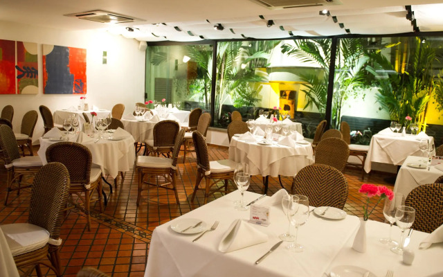 Royal Palm Residence