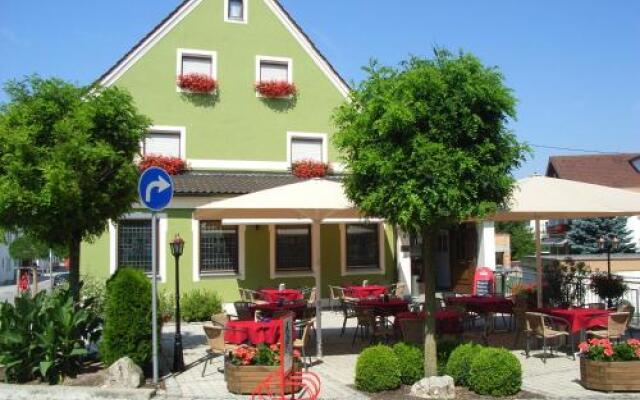 Hotel Restaurant Zur Linde