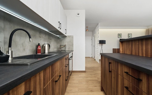 Tawryczewskiego Apartments by Renters