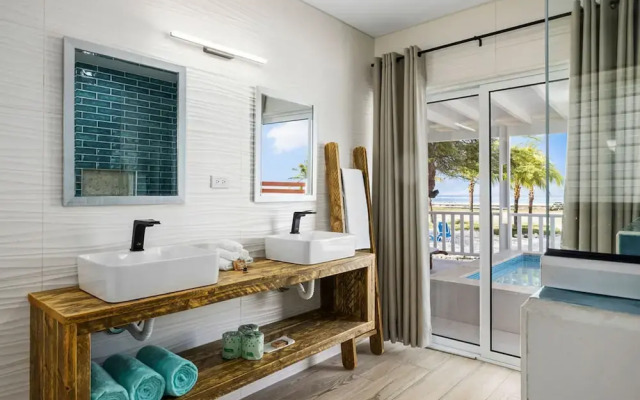 Secluded Beachfront Gem Pool Patio View BBQ