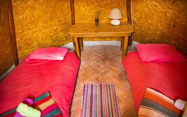 Colibrí Camping & Eco Lodge