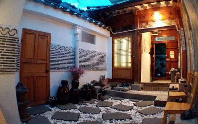 Bukchon Guesthouse