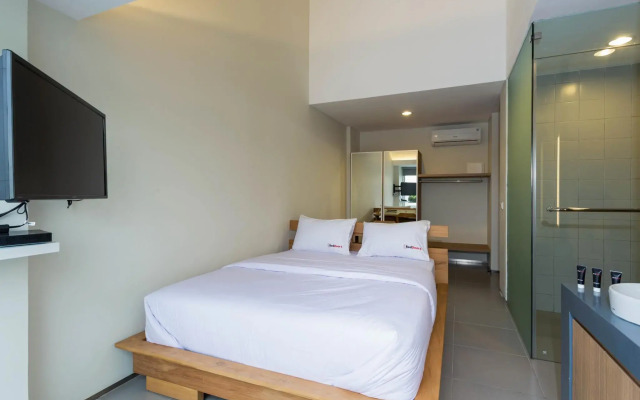 The Loji Patra Kuningan by RedDoorz