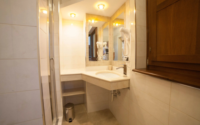 Roccamonfina Palace Hotel