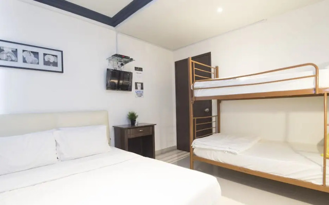 ZEN Hostel The Bed Station