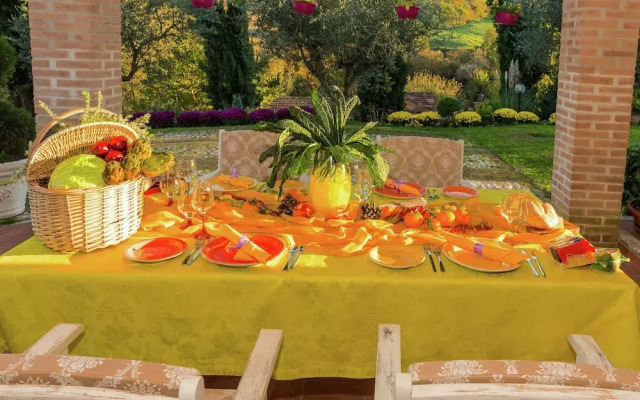 Gorgeous Villa Near Spoleto With Swimming Pool