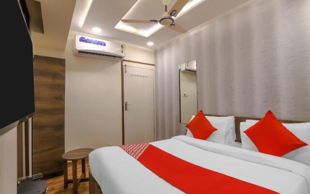 OYO 75323 Hotel Shree Nivas